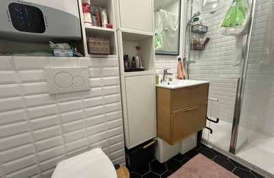 Rent of a 3-room apartment, 63 m², 9th arrondissement, Paris, France